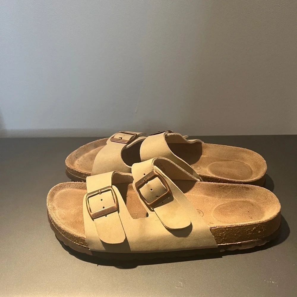 Cushionare sandals womens size 9 preloved